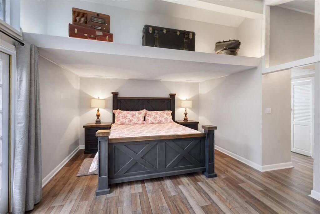 Bourbon Hollow Lodge With Hot Tub And Pool Plus Game Room Only 5 Min To Downtown Gatlinburg Exteriör bild